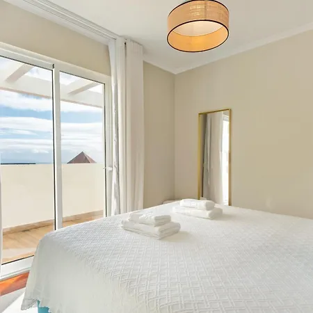 Exquisite Ocean By Madeira Sun Travel Apartment *