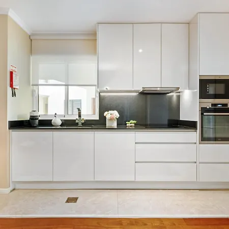 Exquisite Ocean By Homie Apartamento *